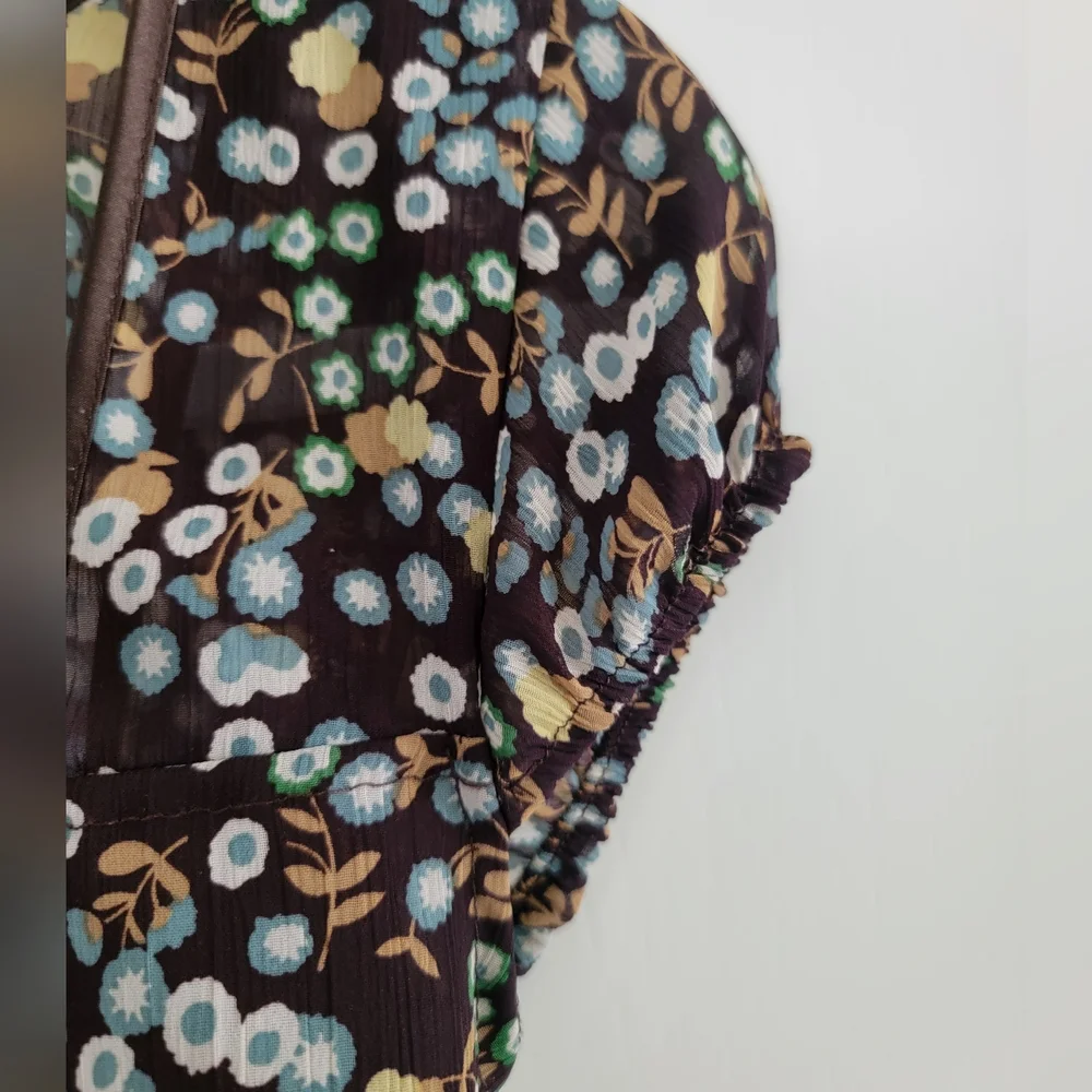 RW&CO. Black Floral Chiffon Cap-Sleeve Blouse - Picture 3 of 8